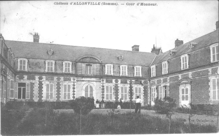 Ancien château d'Allonville (vestiges)