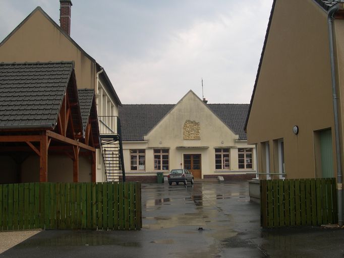 Ancienne brasserie de Salouël, actuelle école primaire