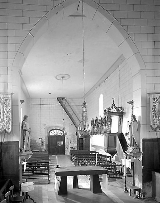 Eglise paroissiale fortifiée Saint-Clément à Saint-Clément