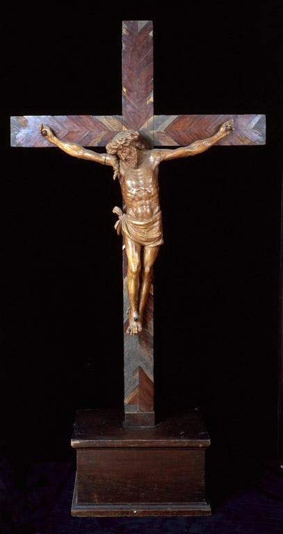 Croix : Christ en croix (n° 8)