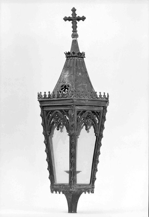 Paire de lanternes de procession néo-gothiques