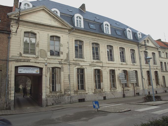 Ancien hôtel de Dion, actuellement École européenne supérieure en Travail social
