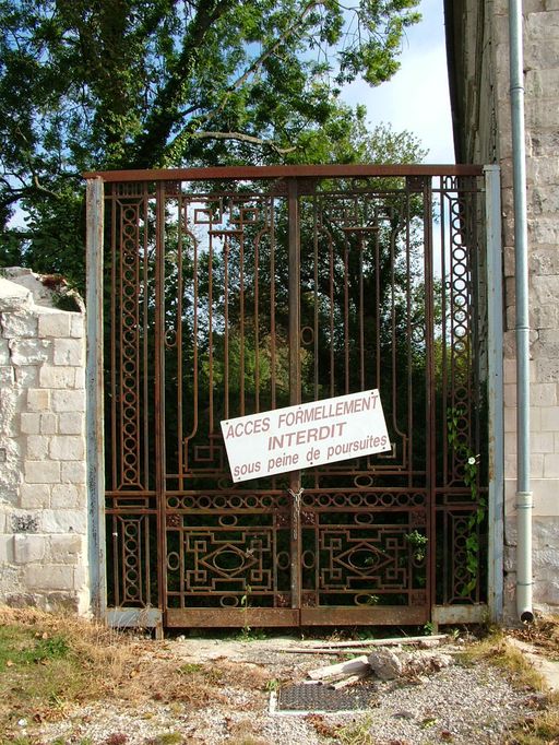 Ancienne abbaye bénédictine Notre-Dame du Pré de Berteaucourt-les-Dames