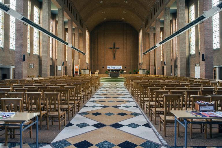 Eglise paroissiale Notre-Dame-de-Lourdes