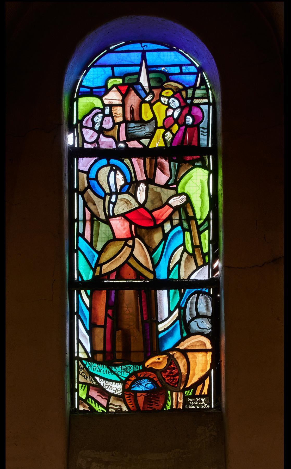 Ensemble des huit verrières des bas-côtés : scènes de l'histoire de la vie de sainte Germaine (baies 4, 6, 8 à 11, 13 et 15)
