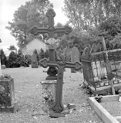 Tombeau (croix funéraire) d'Edmond Rope