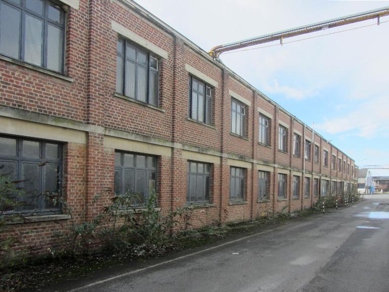 Ancienne distillerie d'alcool, dite de Sébastopol, puis usine de transformation des métaux Omnium Industriel de Ham, puis Cie Française des Produits métallurgiques, puis S.A. Cuivres et Alliages, puis Alcan-Softal