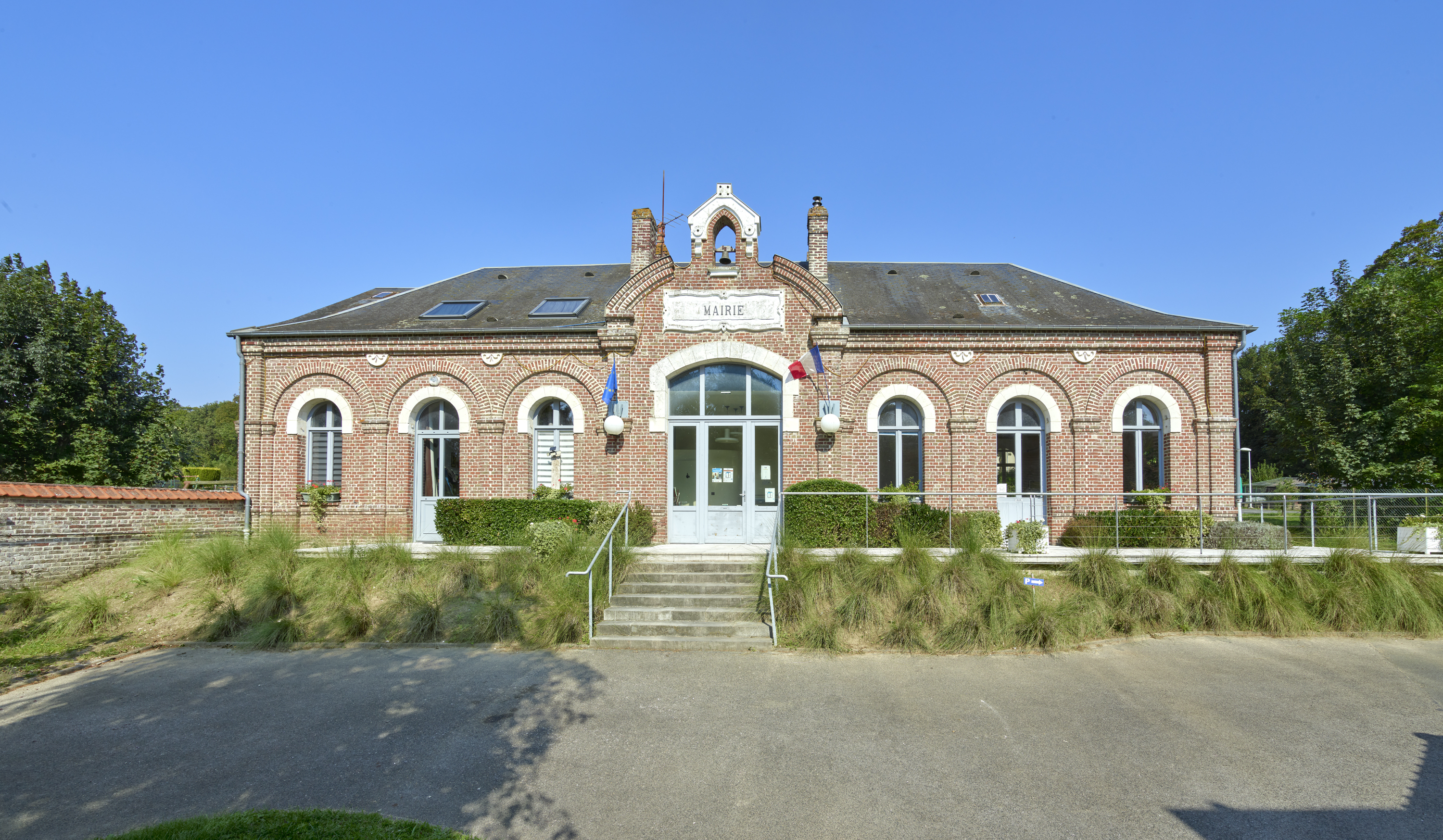 Mairie, ancienne école