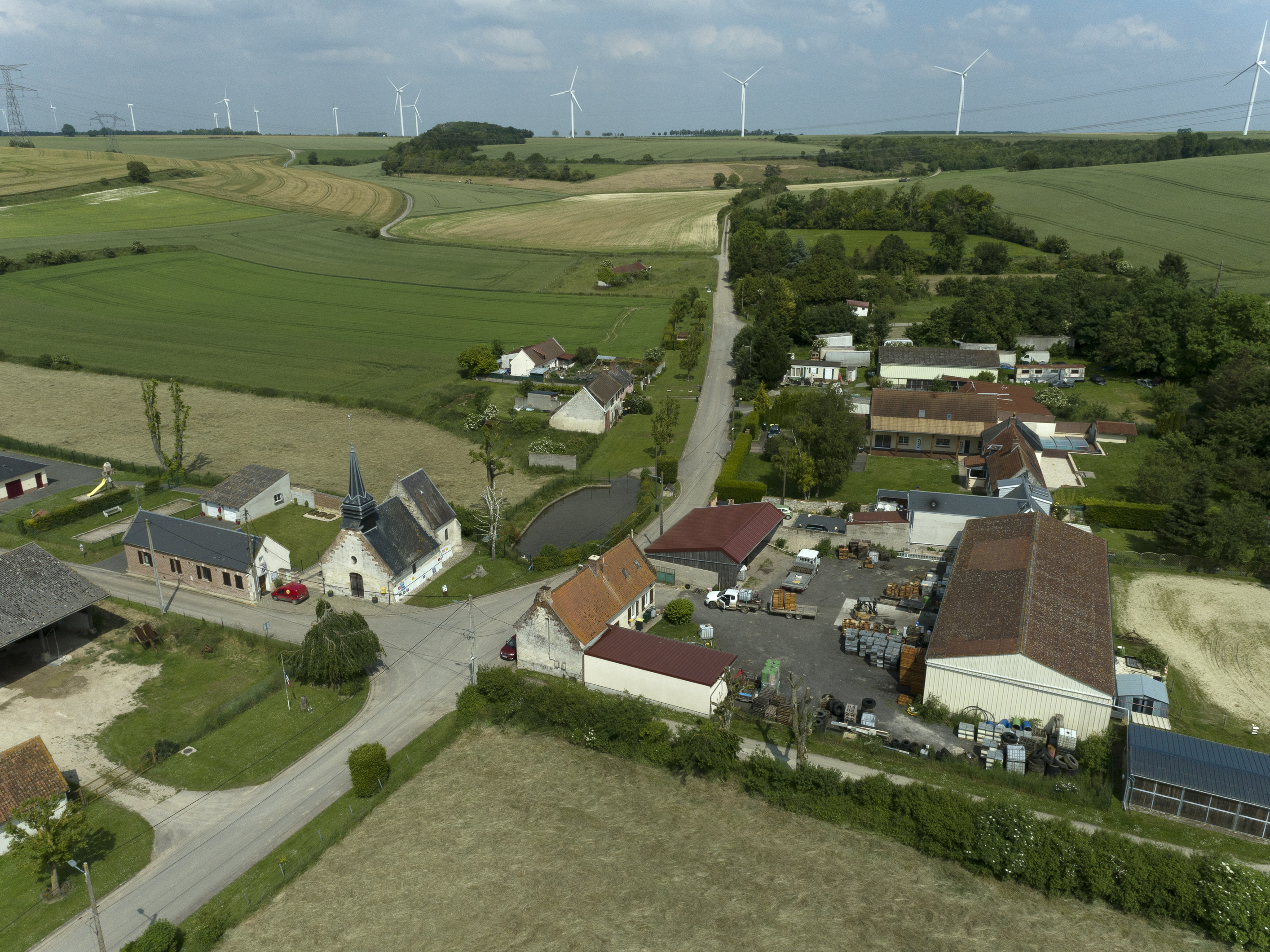 Le village de Gouy-les-Groseillers