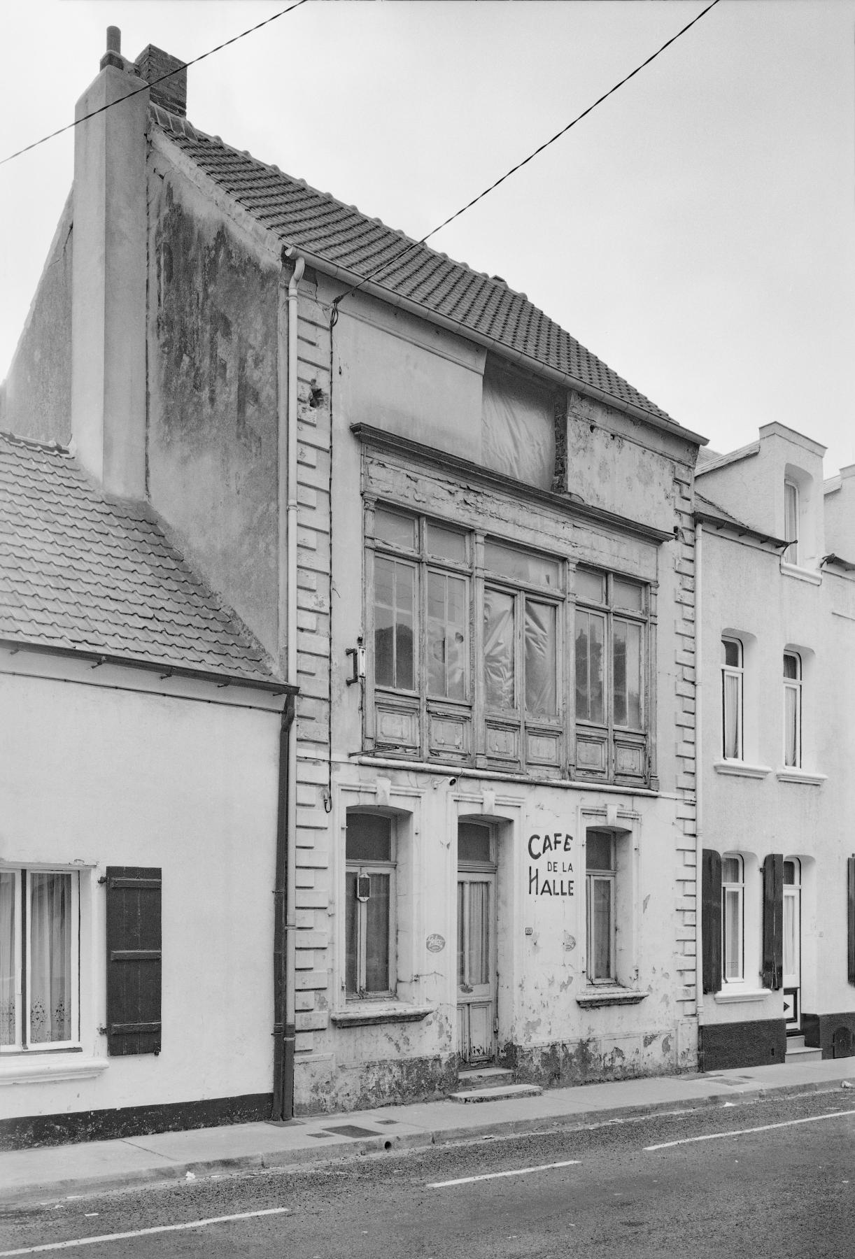 Ancien café de la Halle, actuellement maison