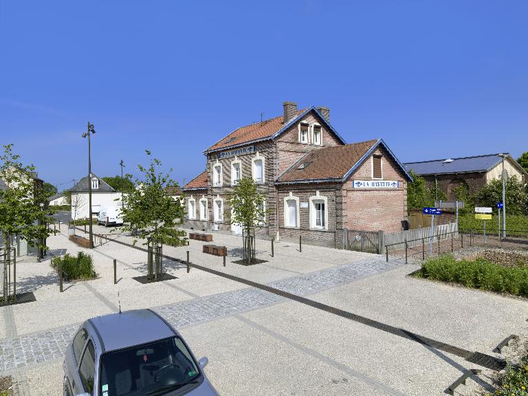 Ancienne gare de Feuquières-Fressenneville