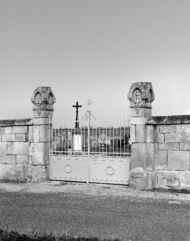 Le cimetière de Soucy