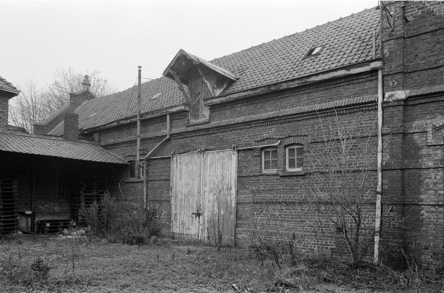 Brasserie et malterie Roussel, puis Roussel Frères, puis Roussel-Delobel fils, actuellement immeuble à logements