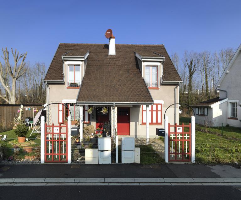 Ancien château, puis cité jardin de la Compagnie des Chemins de fer du Nord, dite cité Tourtier ou cité du Château