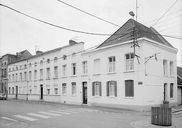 Série de 3 maisons