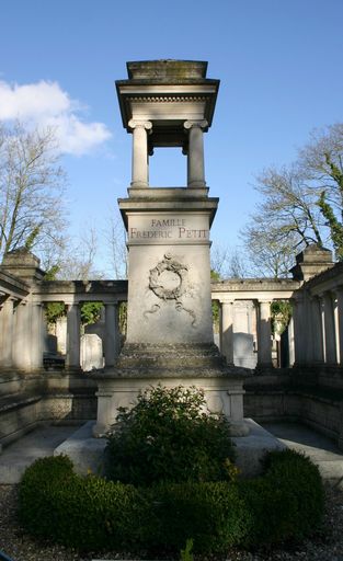 Monument sépulcral de la famille de Frédéric Petit
