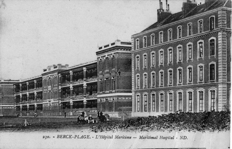 hôpital marin dit hôpital Napoléon, puis grand hôpital maritime