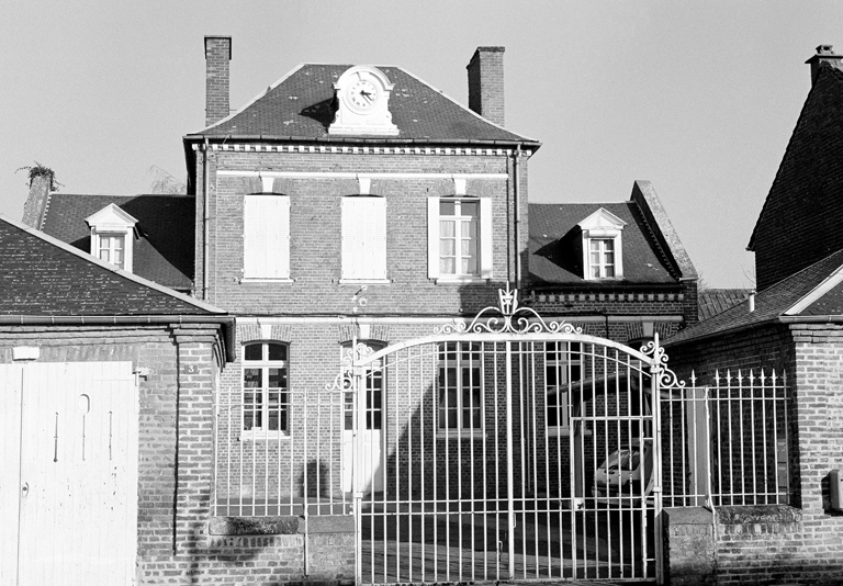 Mairie-école de Vaux-en-Amiénois
