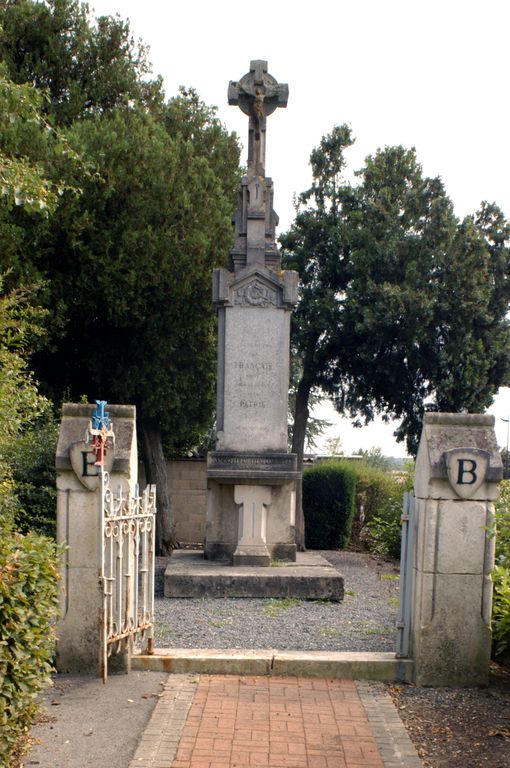Monument aux morts de la guerre de 1870 à Boves
