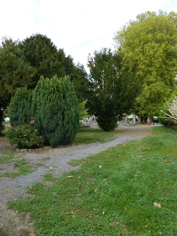 cimetière communal d'Athies