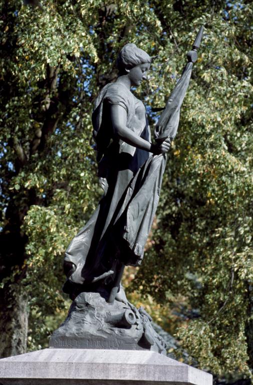 Statue : Allégorie de la France pacificatrice