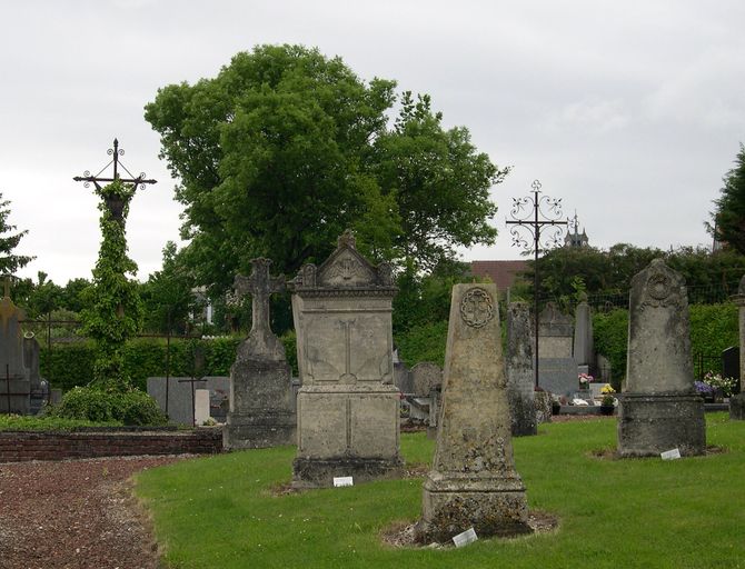 Cimetière communal de Saint-Fuscien