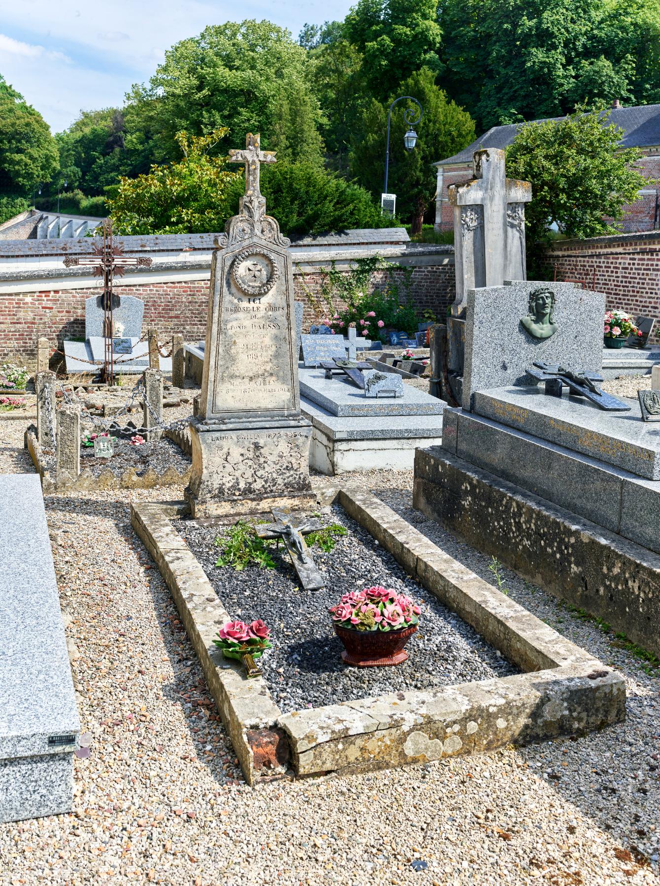 Église Notre-Dame de l'Assomption de Vieulaines et son cimetière