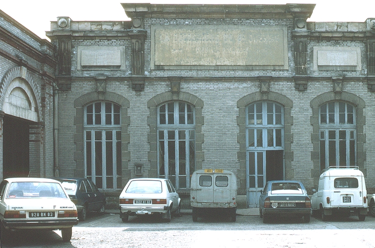 Ancienne filature de coton Hugues-Cauvin, tissage de Picardie, bonneterie Cerachel puis Delcer, puis Delcar