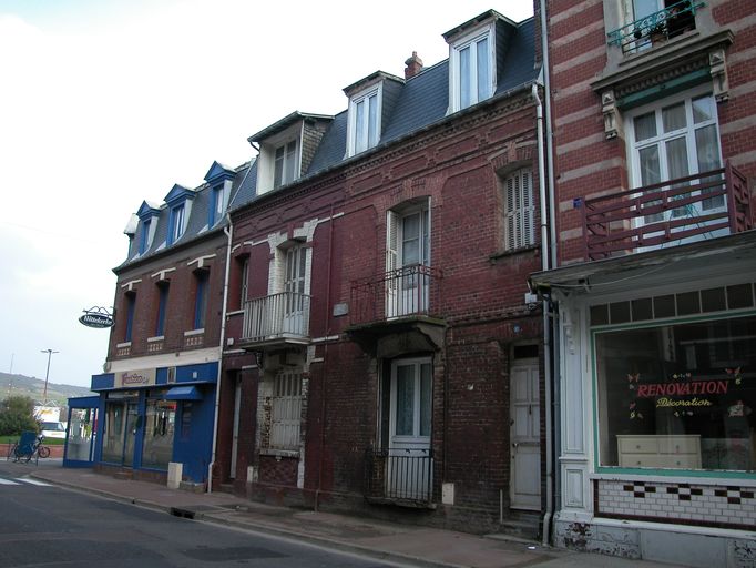 Maison à deux logements accolés