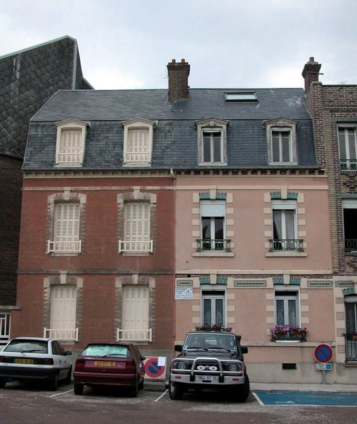 Maison à deux logements accolés