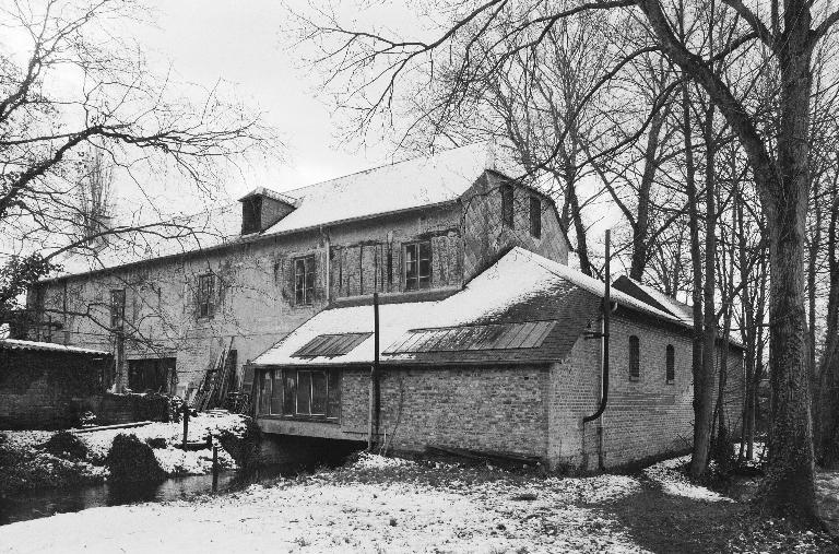 Ancien moulin, devenu usine de teinturerie de Fouilloy (vestiges)