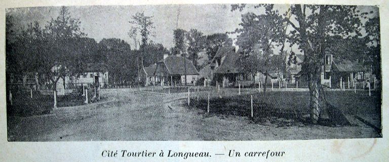 Ancien château, puis cité jardin de la Compagnie des Chemins de fer du Nord, dite cité Tourtier ou cité du Château
