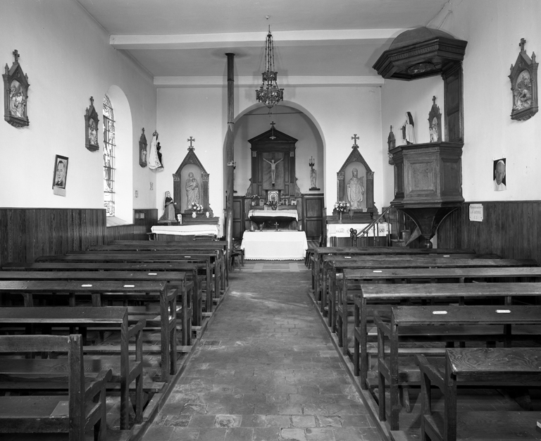 Eglise paroissiale Saint-Timothée et cimetière de Vénérolles