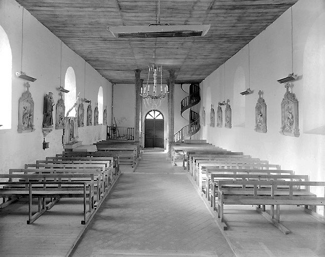 Eglise paroissiale et cimetière Saint-Jean-Baptiste de Mont-Saint-Jean