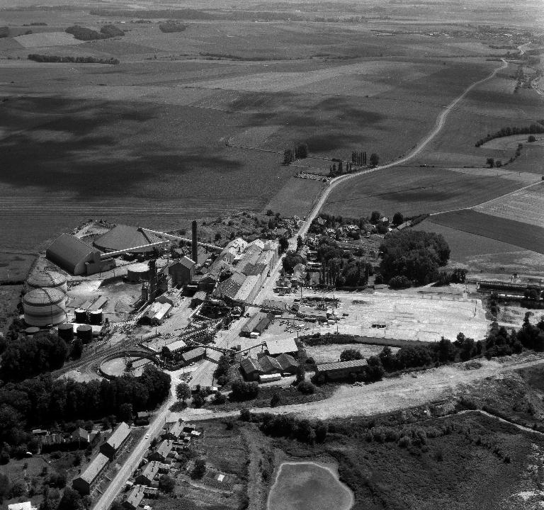 Sucrerie de betteraves Vion et Cie, puis de la Société Vermandoise de Sucreries (Sucrerie de Sainte-Emilie)