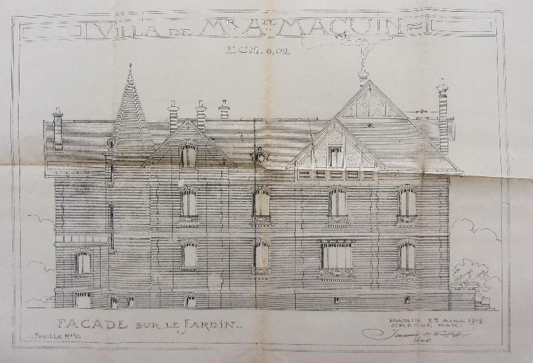 Ancienne villa Grand-Mère, devenue demeure de l'industriel Alfred Maguin, puis d'Abel Maguin, actuelle mairie de Charmes