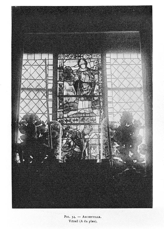Ensemble de deux verrières figurées de la précédente église (détruit) : saint Médard, donateur, Nativité, Adoration des Mages (baies 0 et 3)