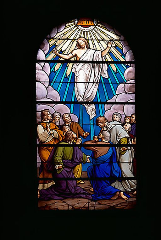 Ensemble de trois verrières : Ascension du Christ, Calvaire, Apparition de la Vierge à Bernadette Soubirous (baies 1, 2, 6)