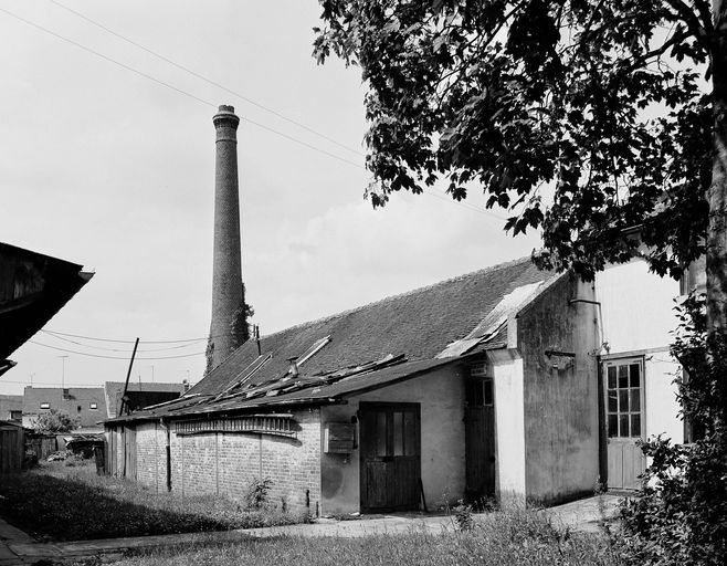 Ancienne scierie puis usine de boissellerie (usine de jouets en bois) Monart-Joujoulac (détruit)