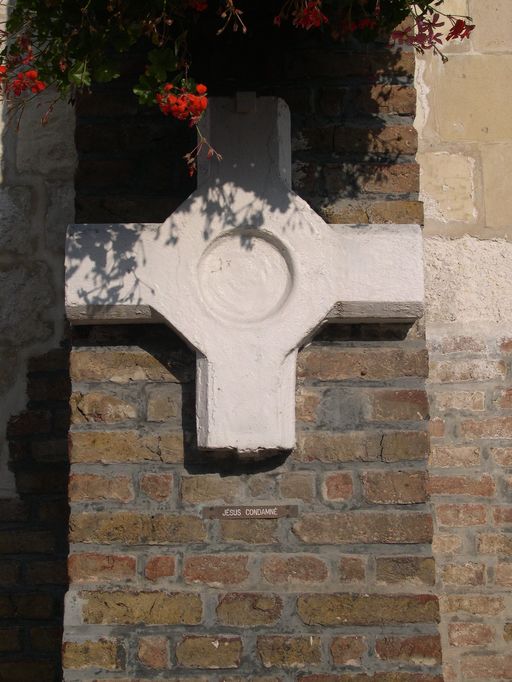 Église paroissiale et cimetière (étudié) Saint-Cyr et Sainte-Julitte de Pont-de-Metz