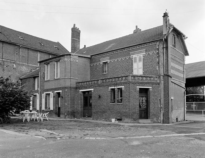 Ancienne féculerie Gosse, puis Coponet-Jouanne, puis féculerie et usine d'articles en matière plastique Lesguillon et Cie