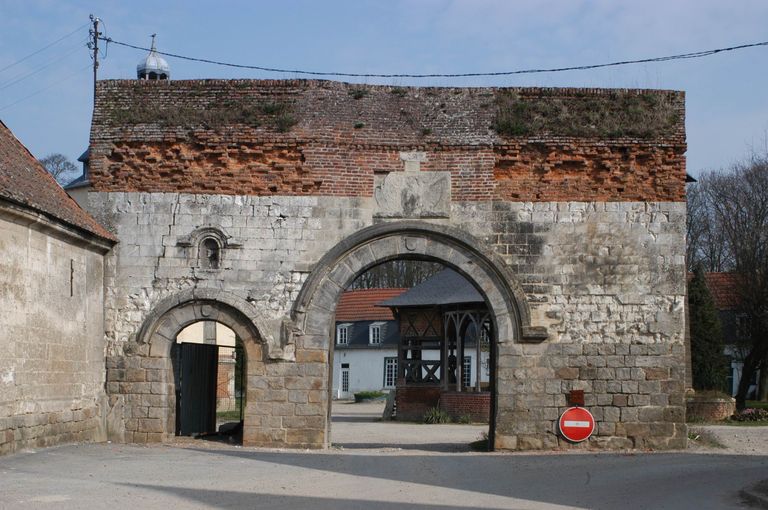 Ancien manoir, puis ferme du château à Bertangles