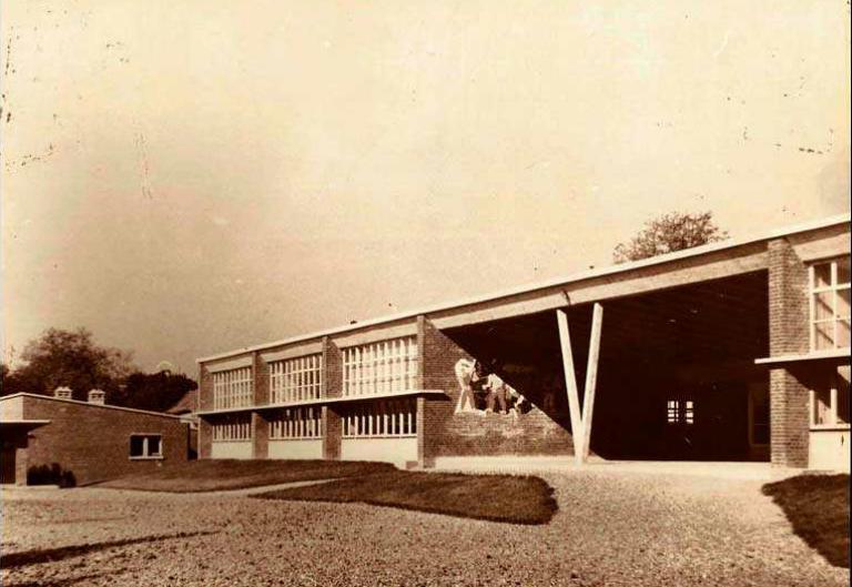 Ancien groupe scolaire de L'Étoile, actuelle école primaire Jules-Ferry