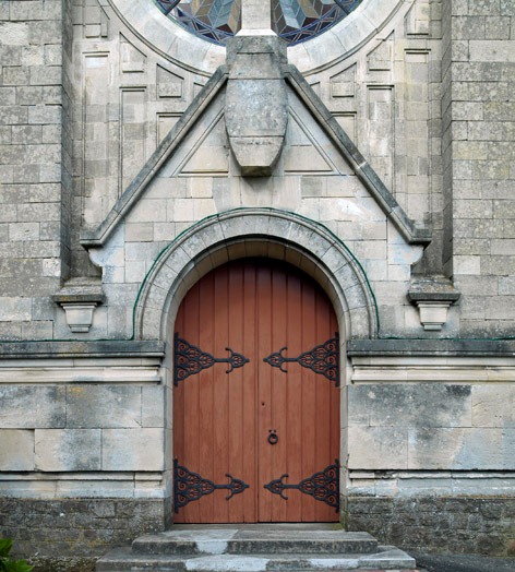 Église paroissiale et ancien cimetière Saint-Eloi de Pœuilly