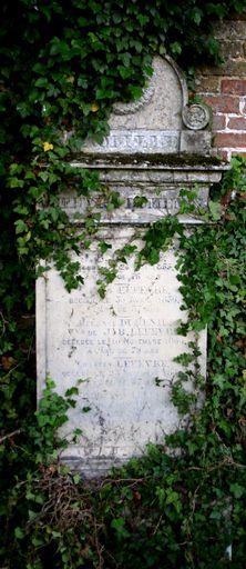 Tombeau (stèle funéraire) de la famille Lefèvre-Duménil