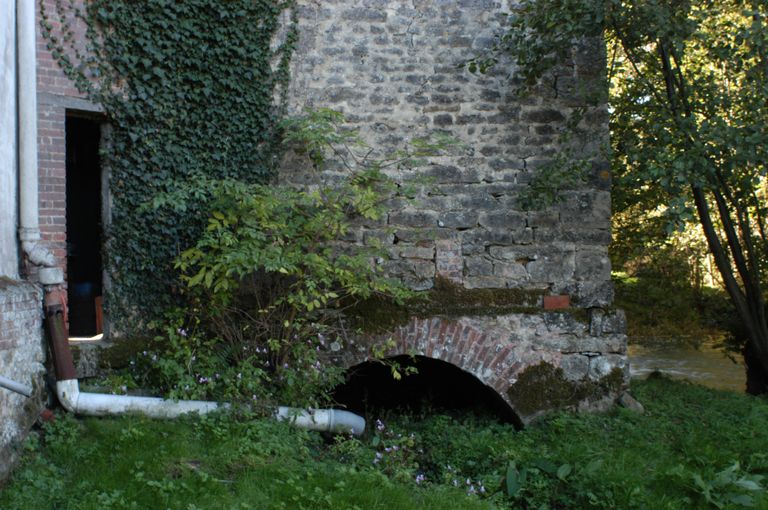 Ancien moulin à farine d'Escames, devenu ferme