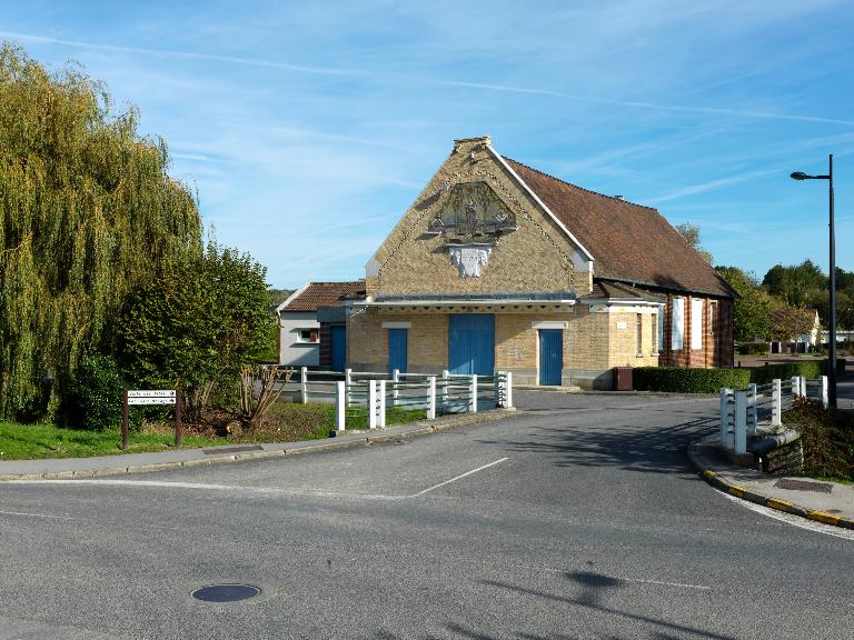 Salle des fêtes de Saint-Léger-lès-Domart, dite le Foyer - Inventaire  Général du Patrimoine Culturel