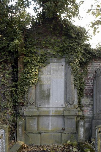 Tombeau (stèle funéraire) de la famille Delgove-Godin