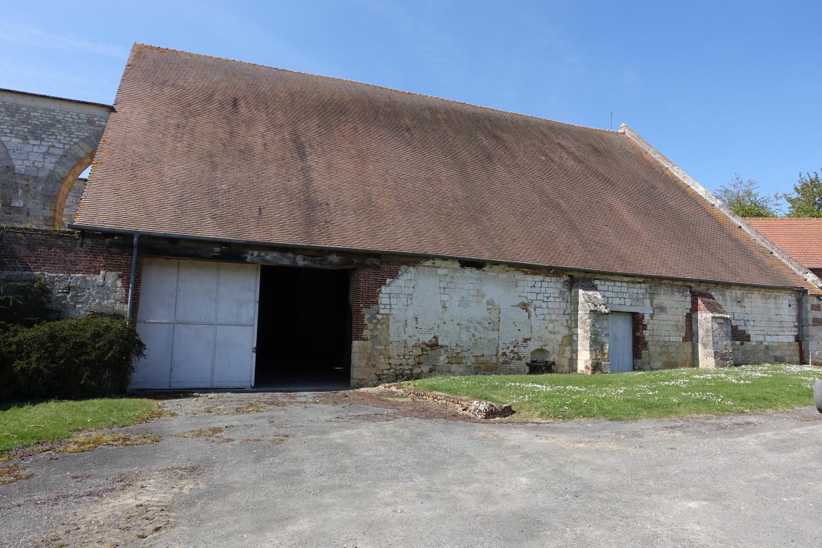 Ancienne grange cistercienne de Grandmesnil puis fermes