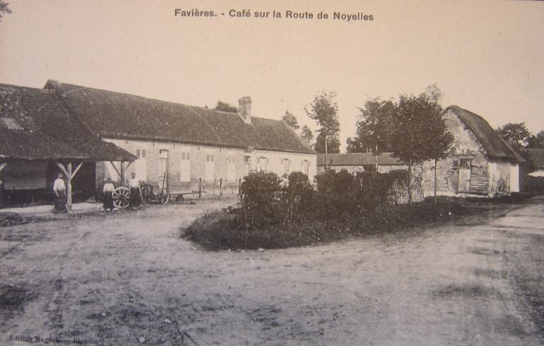 Le village de Favières